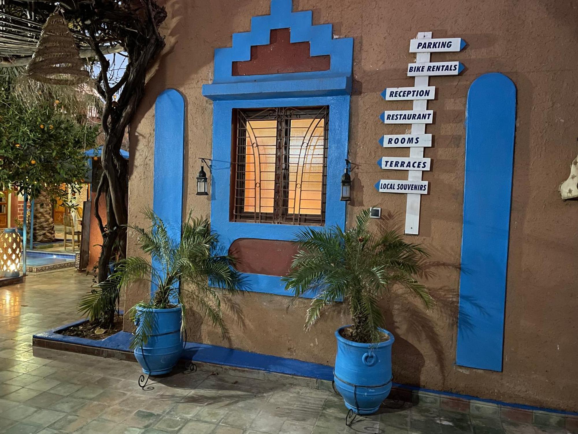 Riad Dades Birds Boumalne Dades Luaran gambar